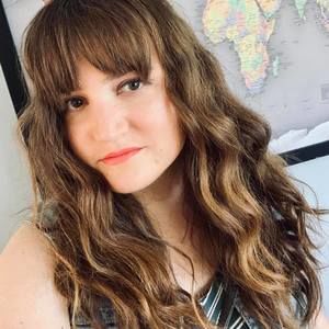 Meet your Posher, Steph